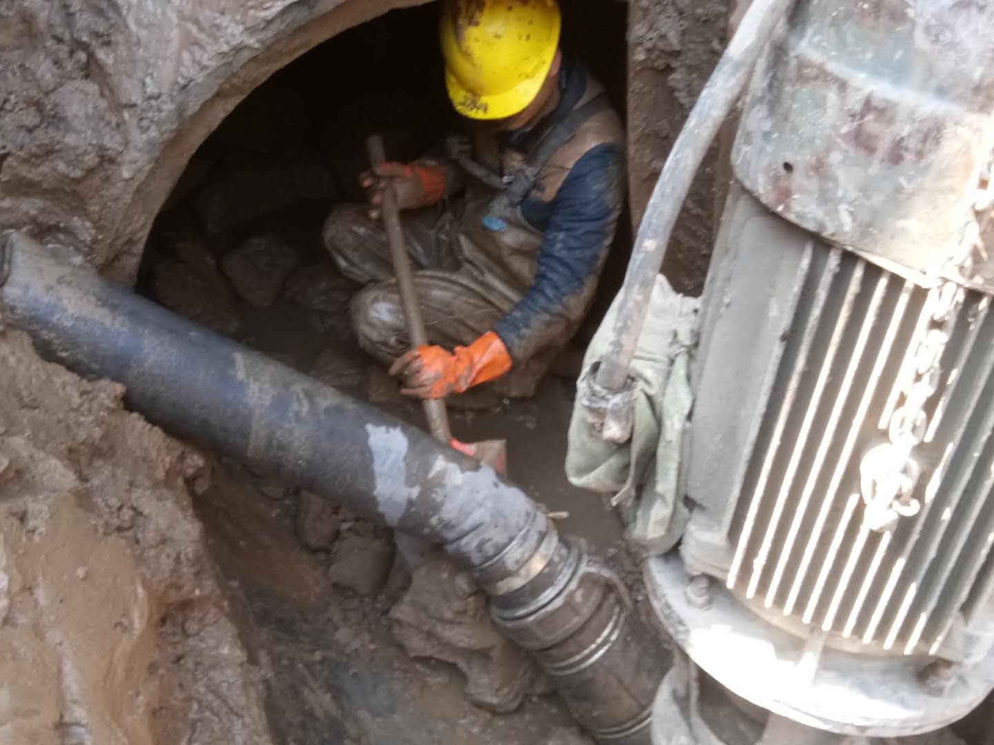 新祺周管道清淤